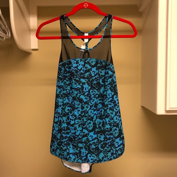 ❣️Rare NWT Lululemon 5 Mile Singlet❣️ - Picture 3 of 10